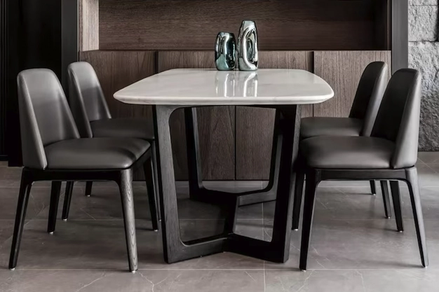 Customized Loose Furniture for Offices and Homes
